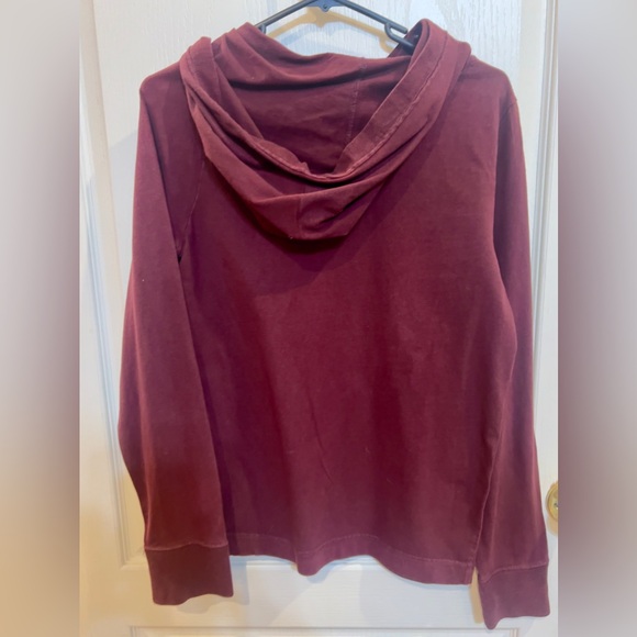 Hollister burgundy 100% cotton long sleeve tee with hoodie. Size S. - Picture 5 of 5